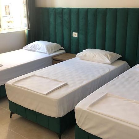 Kristian Apartments Berat Bagian luar foto