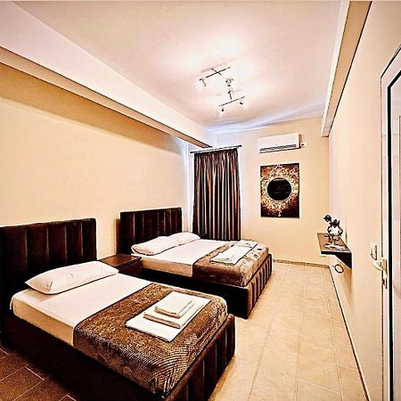 Kristian Apartments Berat Bagian luar foto