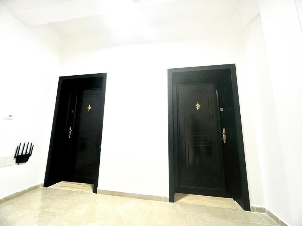 Kristian Apartments Berat Bagian luar foto