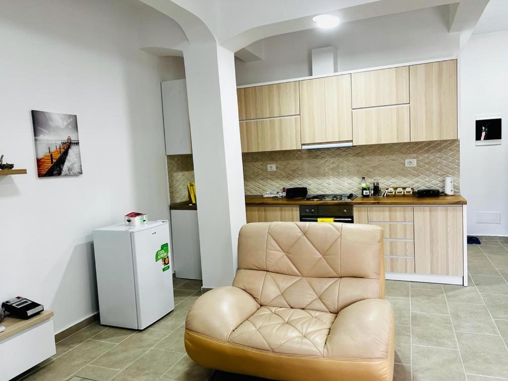Kristian Apartments Berat Bagian luar foto