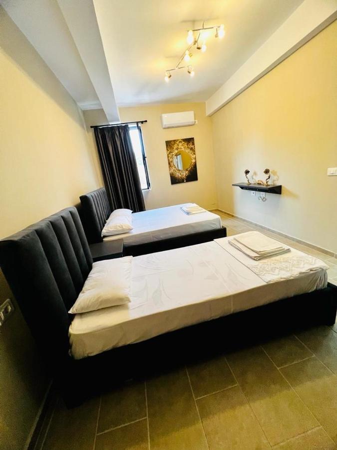 Kristian Apartments Berat Bagian luar foto